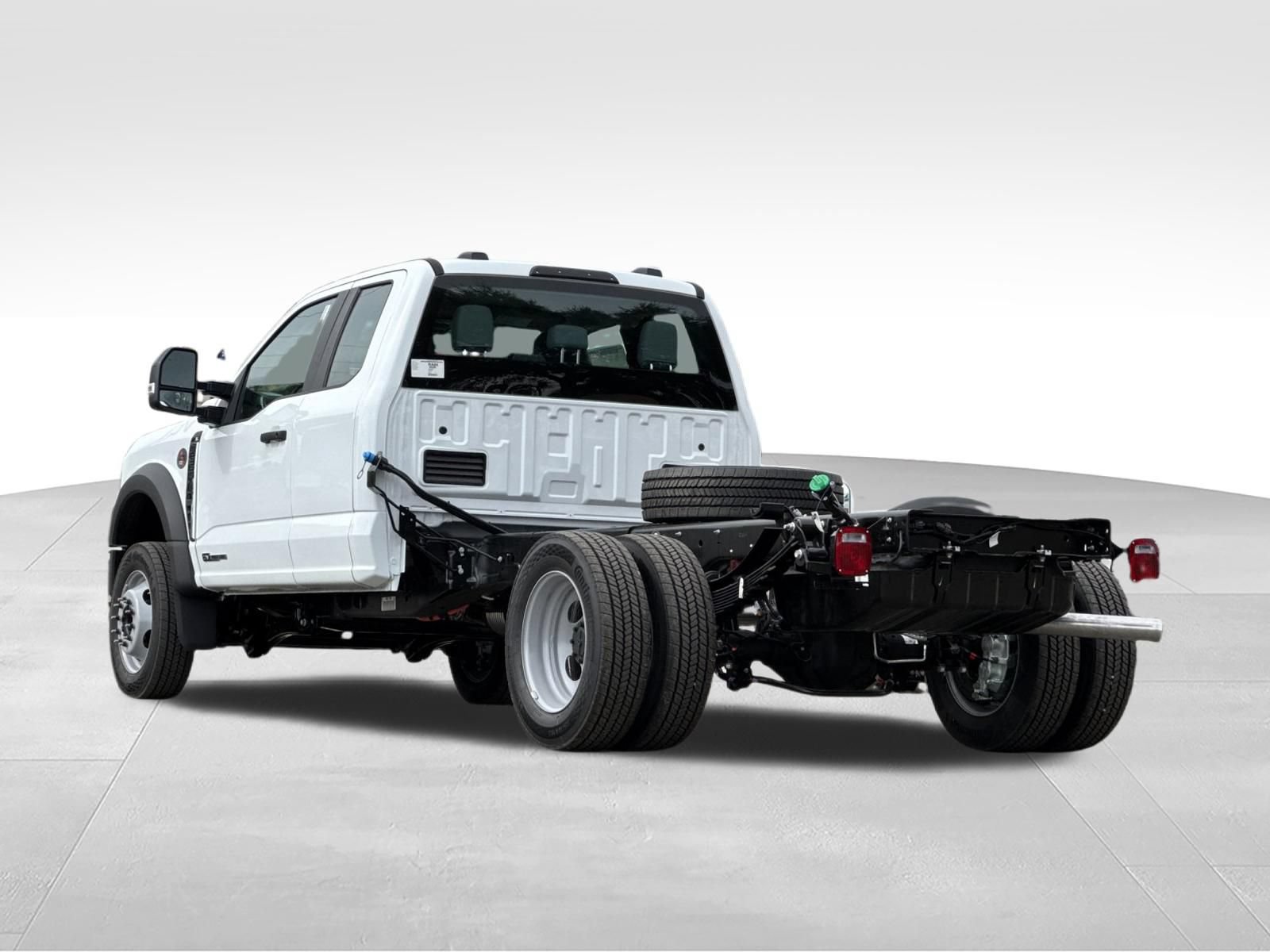 New 2026 Ford F550 2WD SuperCab Super Duty image 6