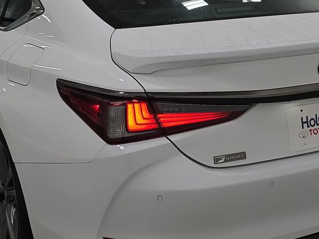 Used 2020 Lexus ES 350 F Sport w/ Accessory Package FWD image 34