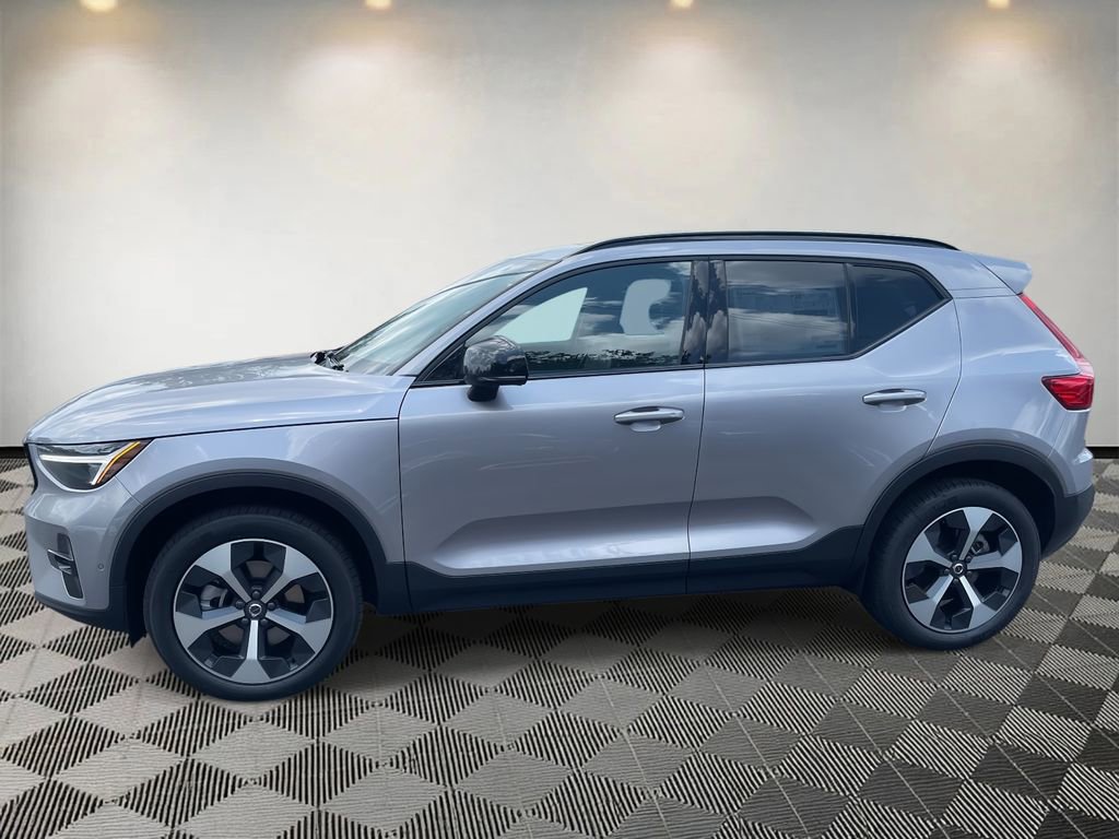 New 2026 Volvo XC40 B5 Plus w/ Protection Package Premier image 5