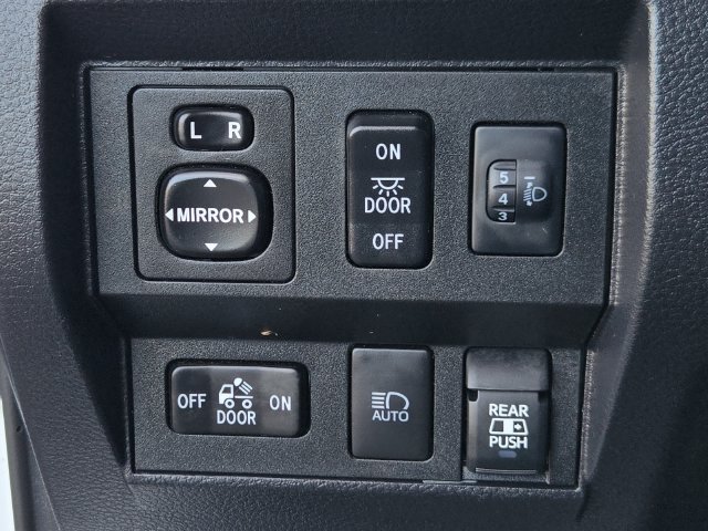 Certified 2021 Toyota Tundra Limited w/ Limited Premium Package AWD/4WD image 26