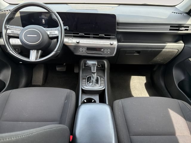 Used 2025 Hyundai Kona SEL AWD/4WD image 10