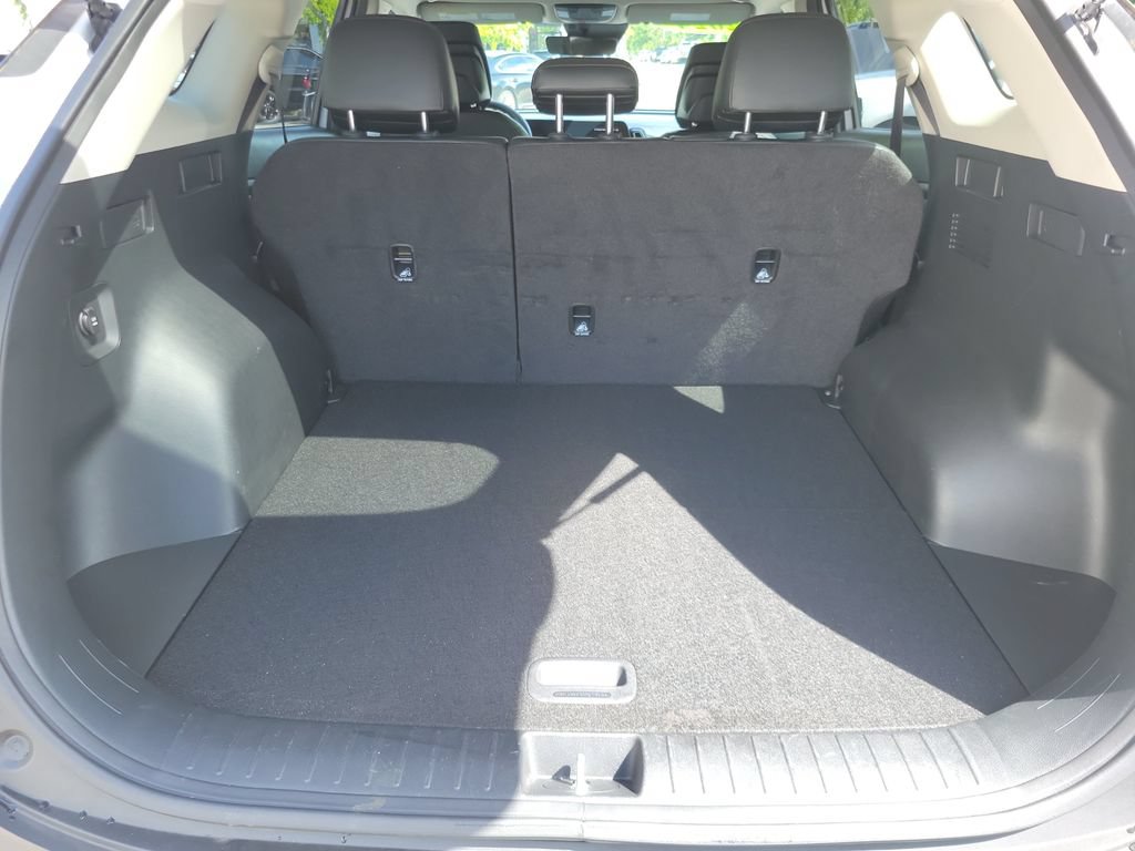 Certified 2024 Kia Sportage EX FWD image 11