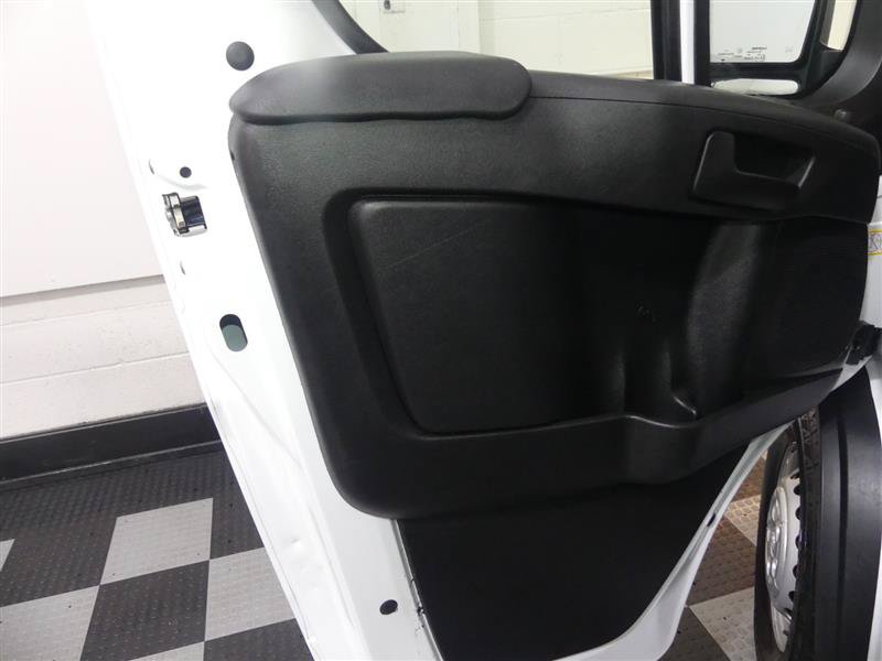 Used 2025 RAM ProMaster 2500 w/ Convenience Group FWD image 14
