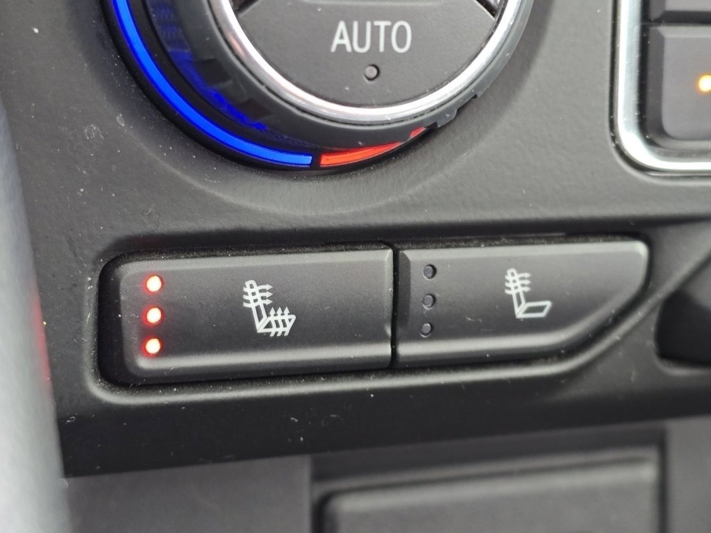 Used 2021 Chevrolet Suburban RST w/ Rear Media and Nav Package image 4