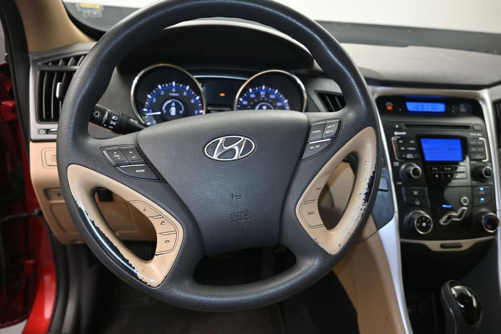 Used 2011 Hyundai Sonata GLS FWD image 21