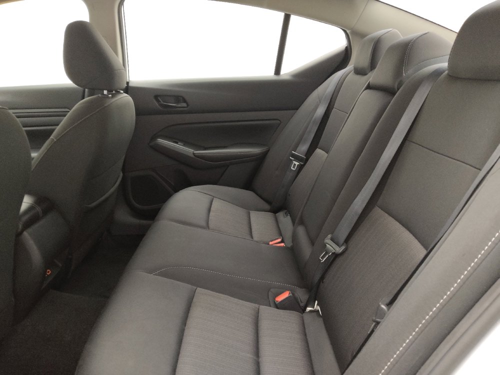 Used 2024 Nissan Altima 2.5 SV image 18