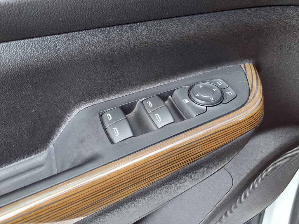 Used 2023 GMC Acadia SLE FWD image 20