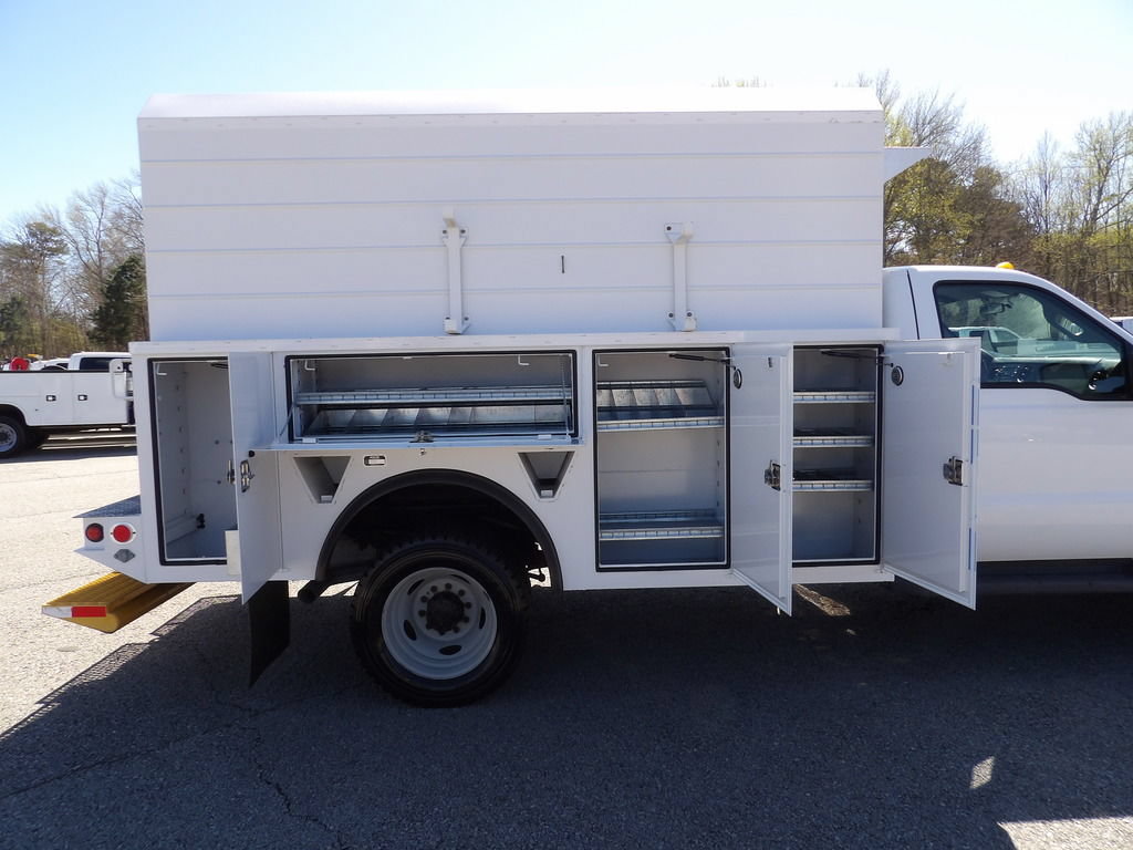 Used 2015 Ford F550 2WD Regular Cab Super Duty image 48