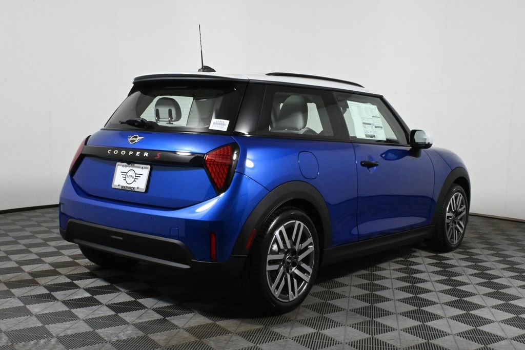 Used 2025 MINI Cooper S image 7