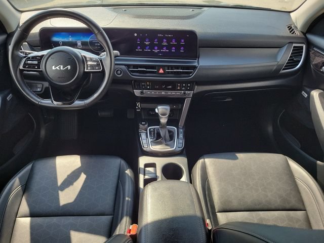 Used 2024 Kia Seltos SX w/ SX Sunroof Package AWD/4WD image 10