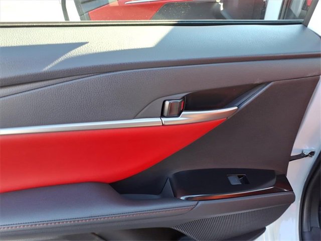Used 2025 Toyota Camry XSE image 6