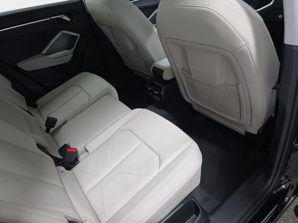 Used 2024 Audi Q3 2.0T Premium AWD/4WD image 16