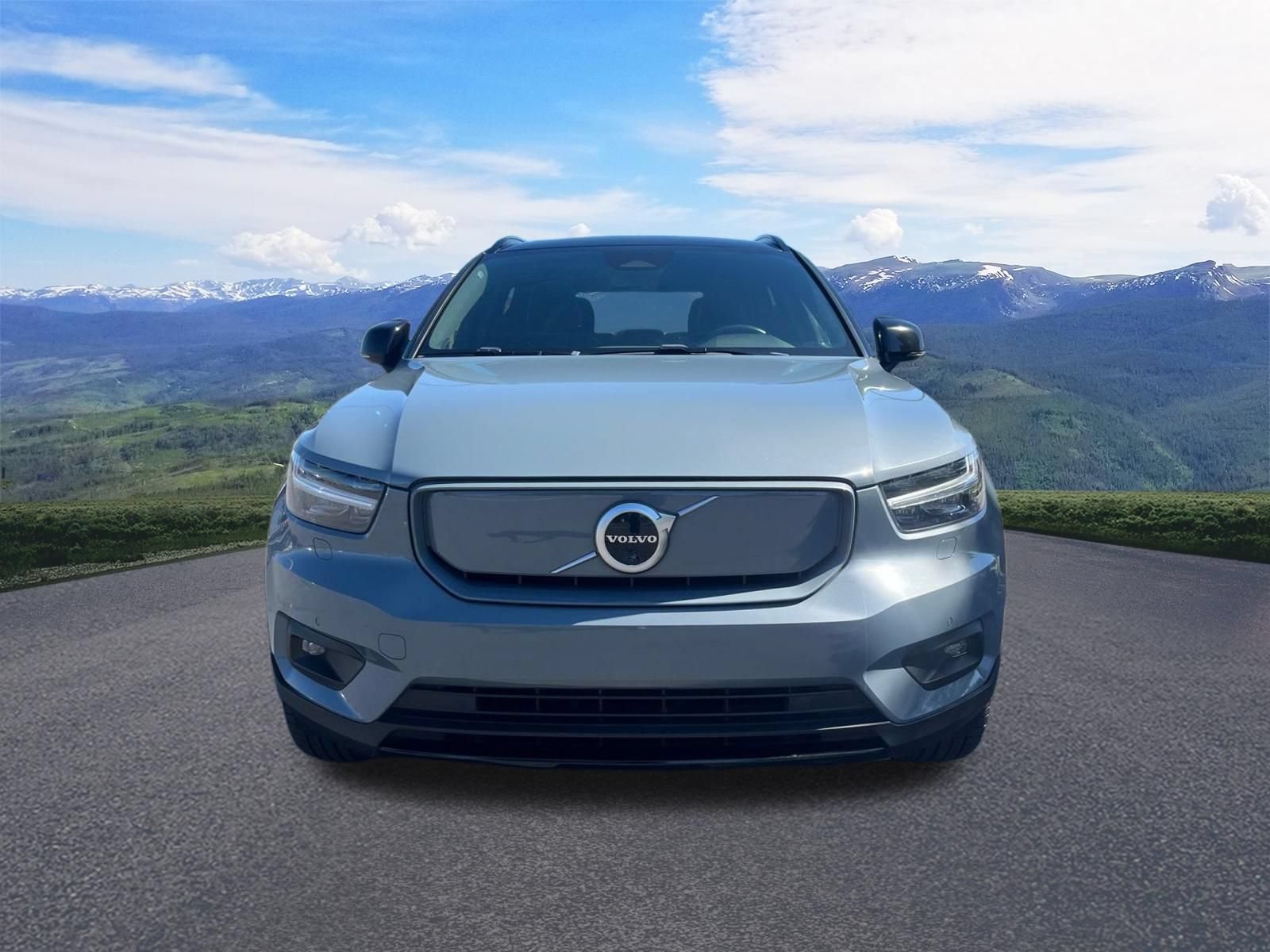 Used 2021 Volvo XC40 P8 Recharge w/ Advanced Package AWD/4WD image 9