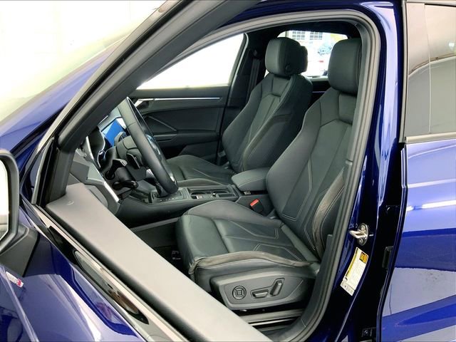 Used 2021 Audi Q3 2.0T Premium Plus w/ Premium Plus Package AWD/4WD image 5