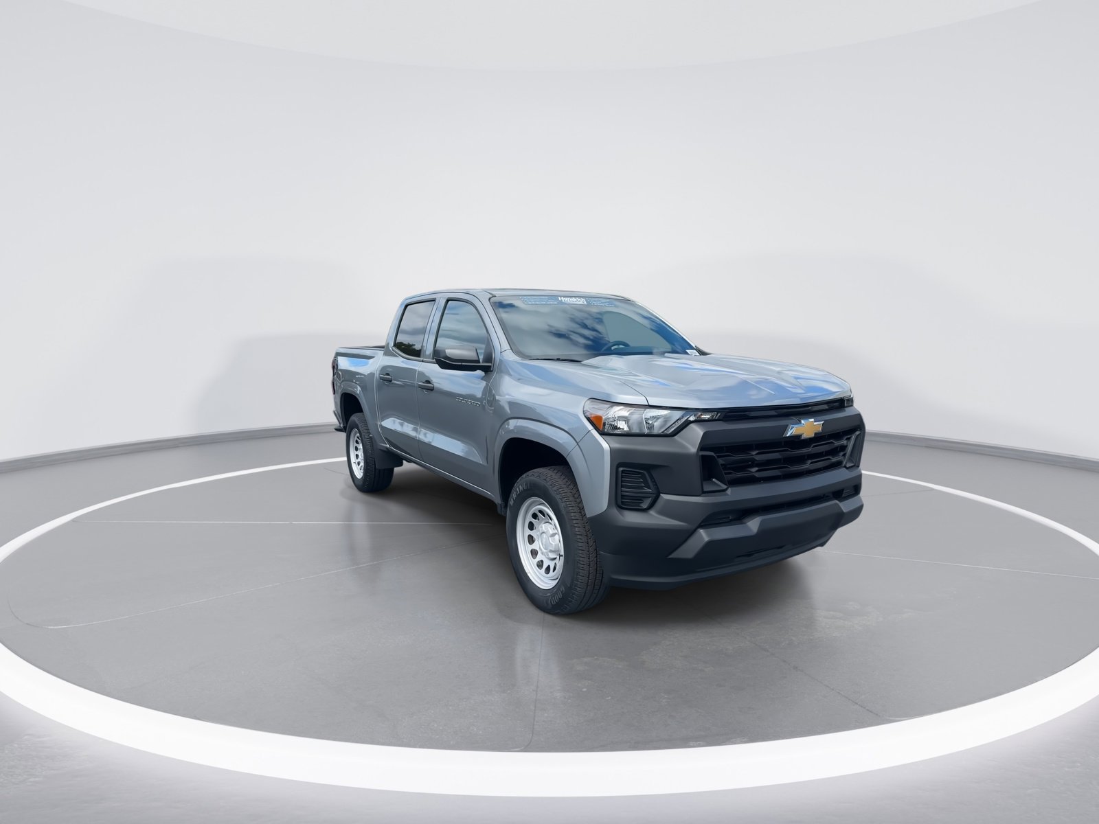 Used 2024 Chevrolet Colorado W/T RWD image 2