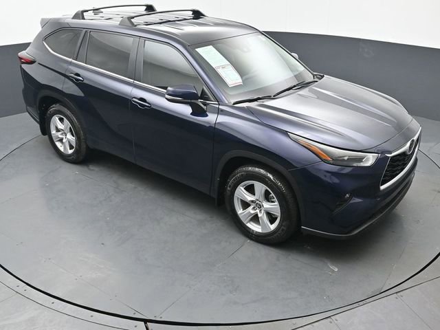 Used 2024 Toyota Highlander LE image 49