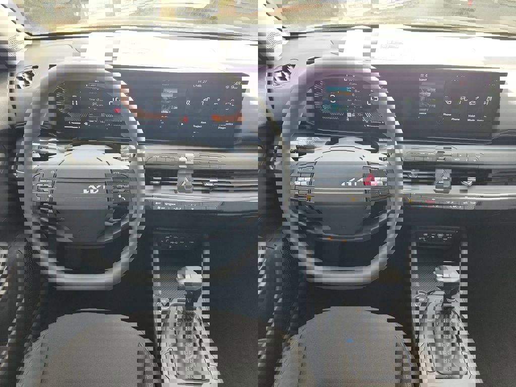 New 2026 Kia K4 LXS image 17