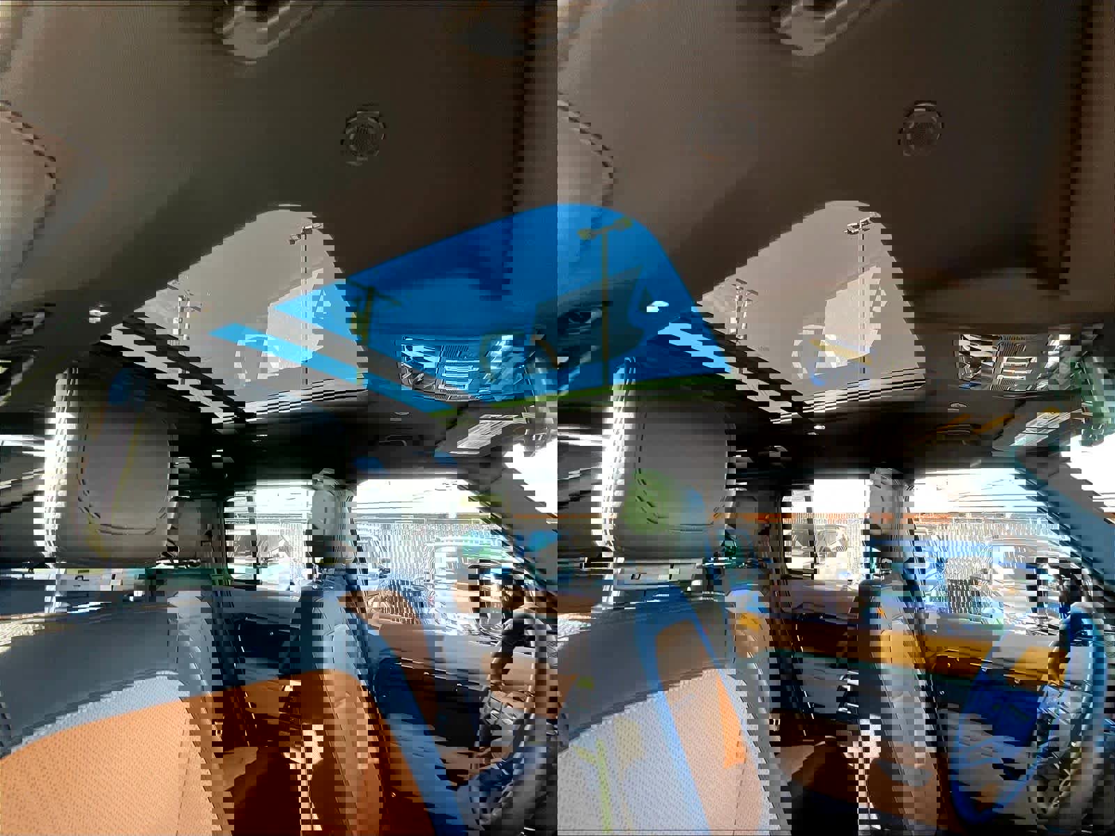 Used 2024 Land Rover Defender 110 X image 24