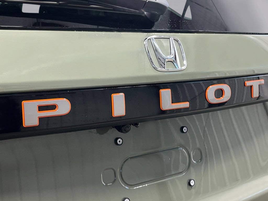 New 2026 Honda Pilot TrailSport image 6