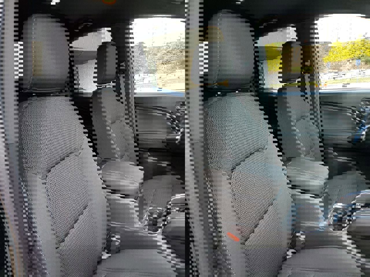 New 2024 GMC Canyon Elevation w/ Convenience Package image 63