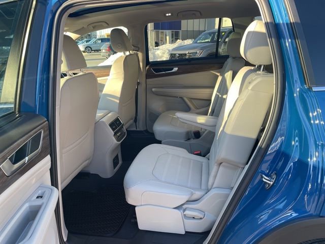 Certified 2025 Volkswagen Atlas SEL image 8