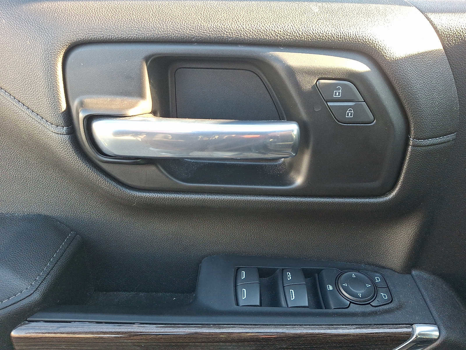 Certified 2022 Chevrolet Silverado 1500 LT image 13