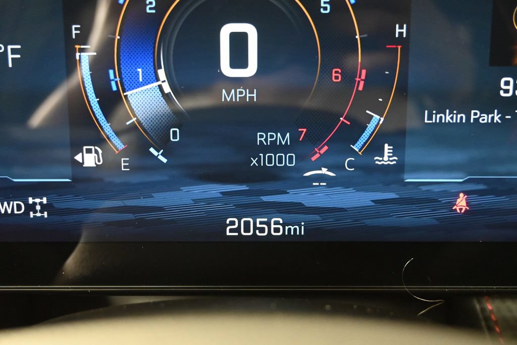 Used 2025 Chevrolet Equinox RS w/ Safety and Technology Package AWD/4WD image 26