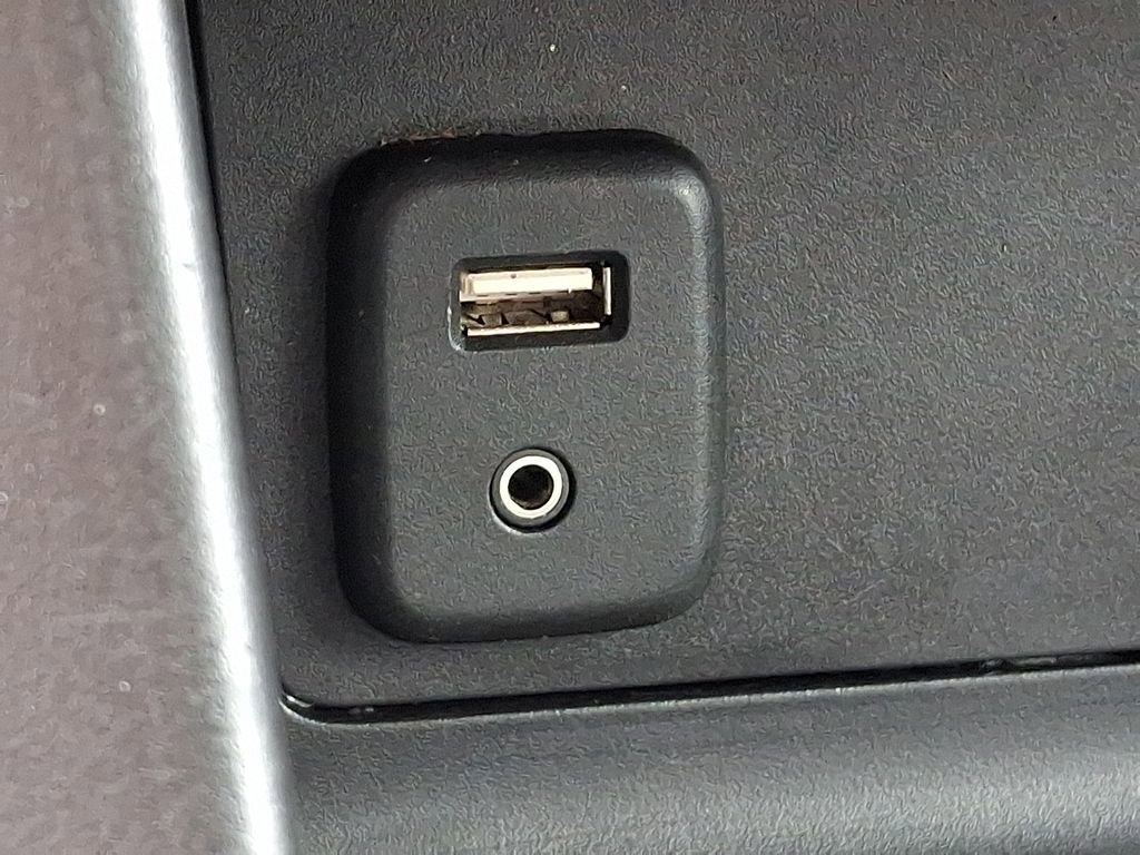 Used 2018 Chevrolet Colorado ZR2 image 25