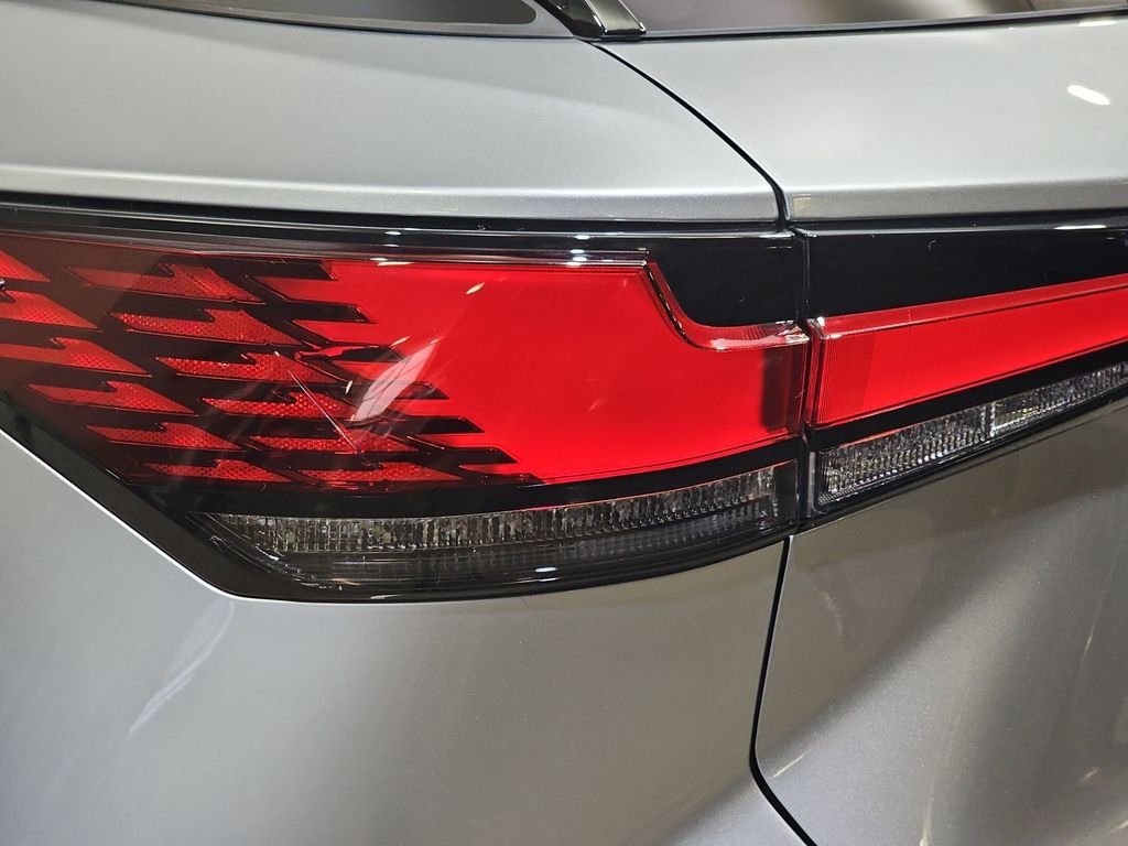 Used 2025 Lexus RX 350h w/ Convenience Package AWD/4WD image 37