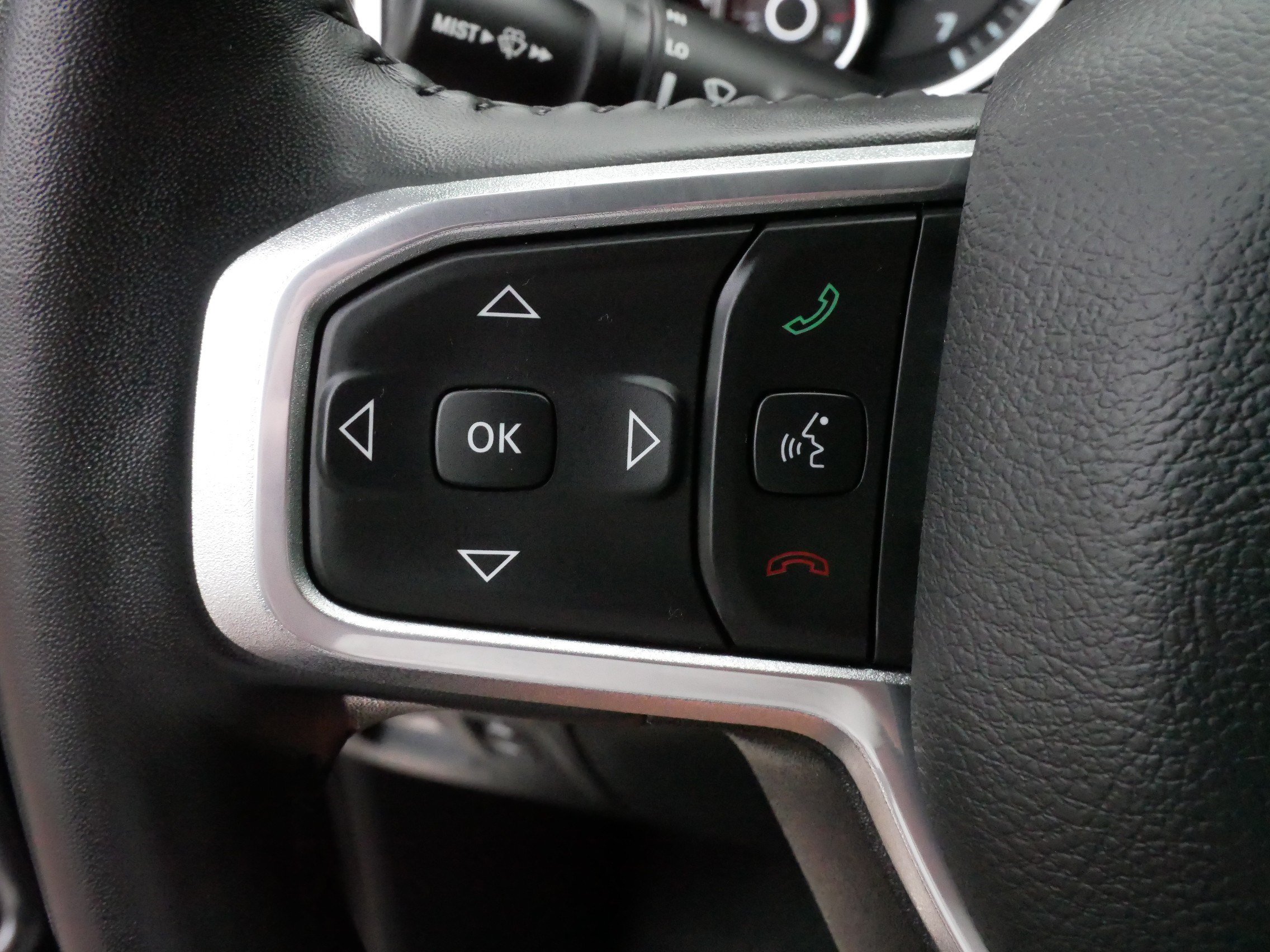 Used 2023 RAM 1500 Laramie AWD/4WD image 26