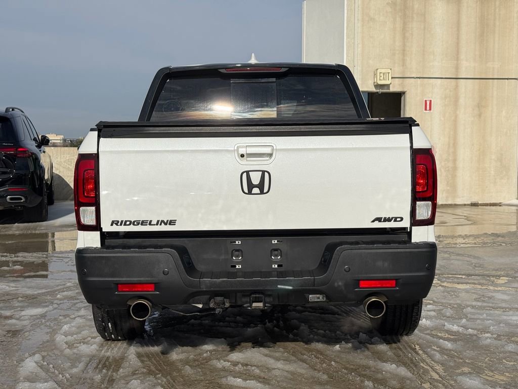 Used 2021 Honda Ridgeline Black Edition image 6