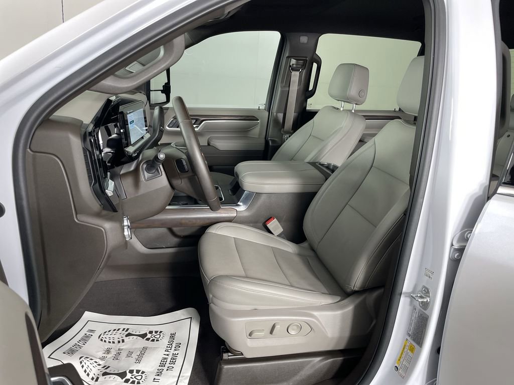 Used 2025 GMC Sierra 2500 SLT w/ SLT Convenience Package image 19