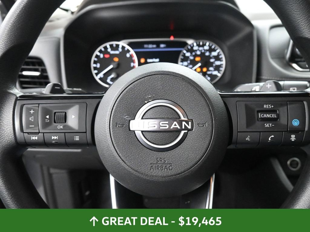 Used 2023 Nissan Rogue SV image 28