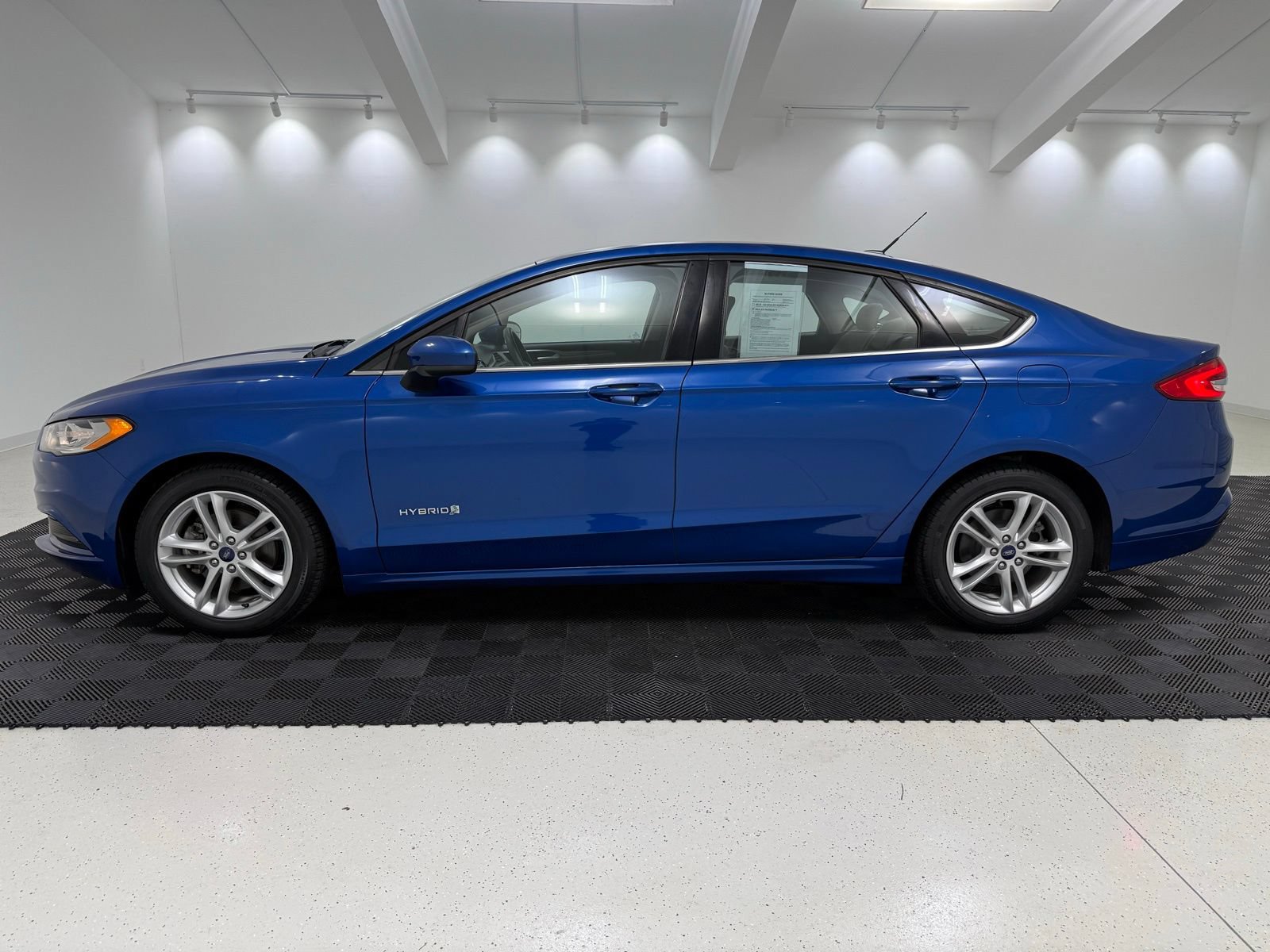 Used 2018 Ford Fusion S FWD image 4