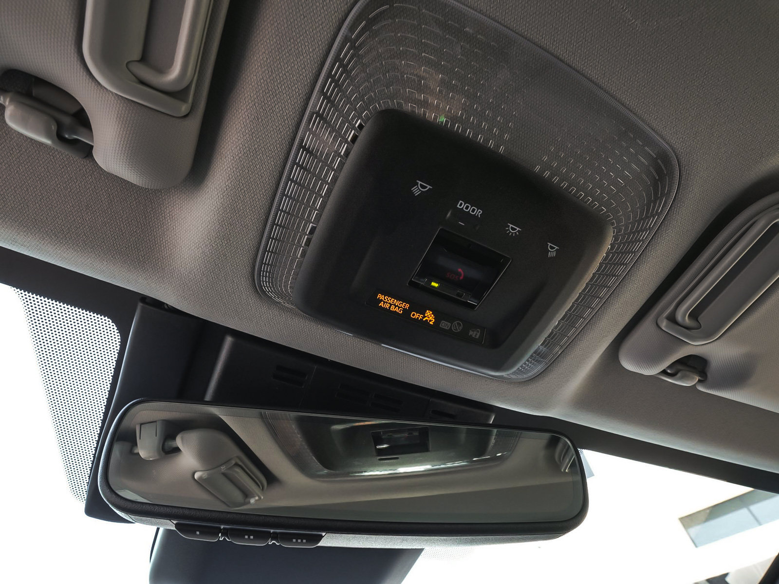 Used 2025 Toyota Prius AWD image 27