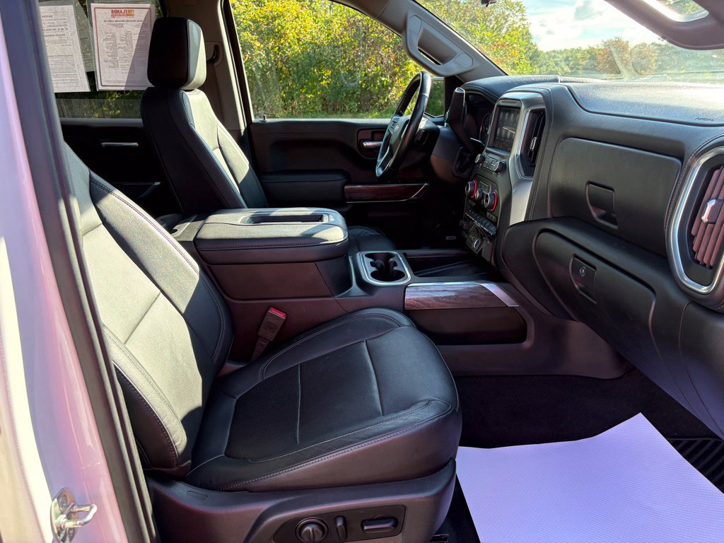 Used 2020 Chevrolet Silverado 1500 LTZ w/ LTZ Plus Package AWD/4WD image 43