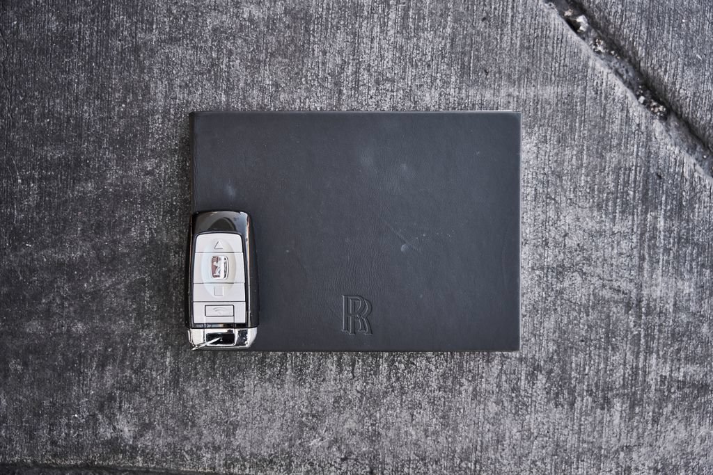 Used 2020 Rolls-Royce Wraith RWD image 72