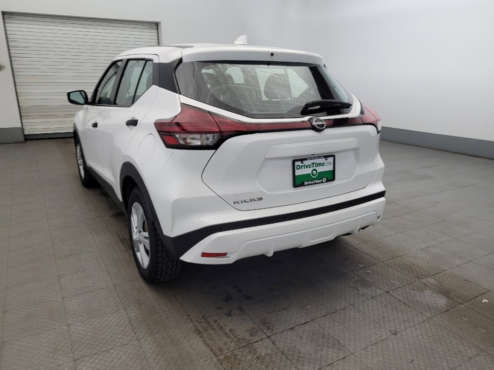 Used 2022 Nissan Kicks S image 6