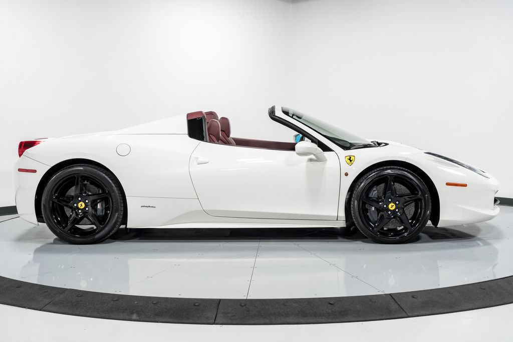 Used 2014 Ferrari 458 Spider RWD image 2