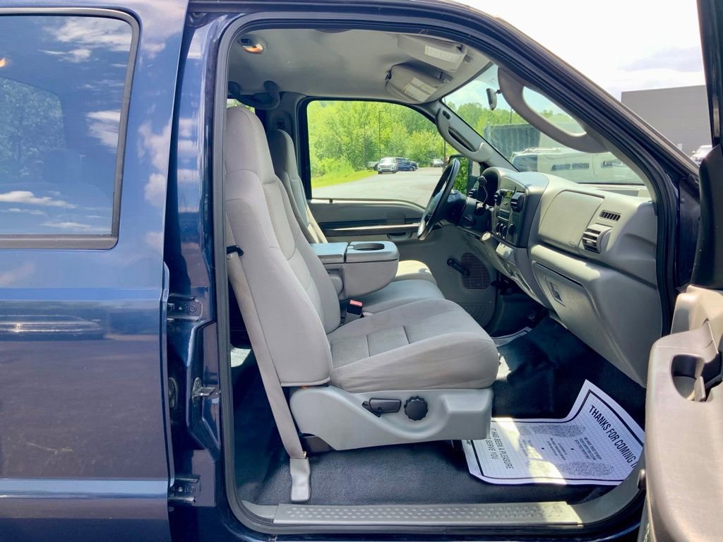 Used 2006 Ford F250 XL RWD image 19
