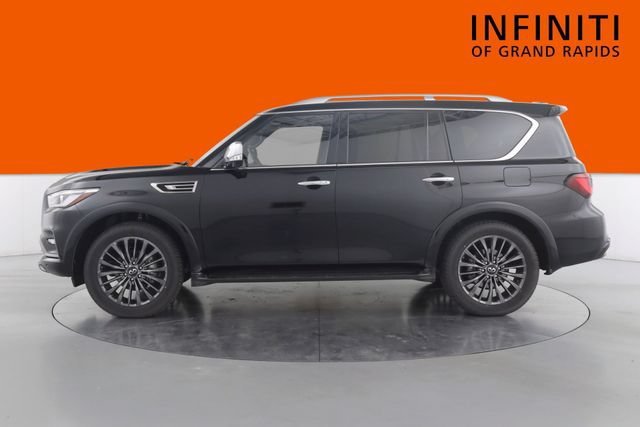 Used 2023 INFINITI QX80 Sensory AWD/4WD image 4