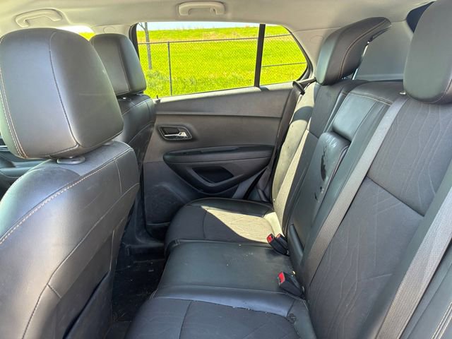 Certified 2020 Chevrolet Trax LT w/ Driver Confidence Package FWD image 17