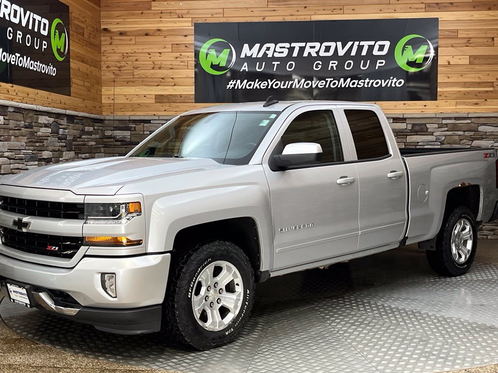 Used 2018 Chevrolet Silverado 1500 LT w/ All Star Edition AWD/4WD image 10