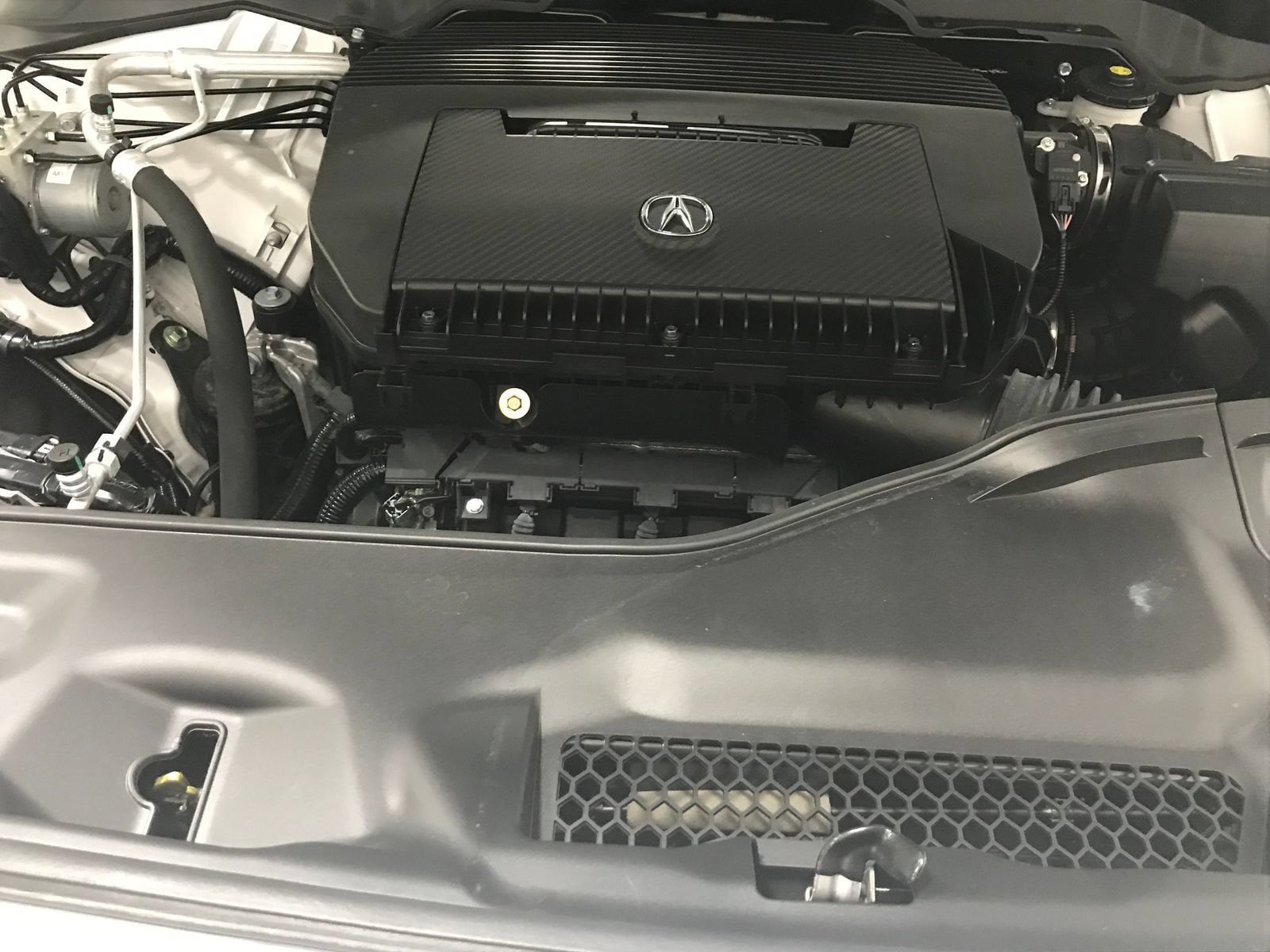 Used 2025 Acura MDX w/ Technology Package AWD/4WD image 11