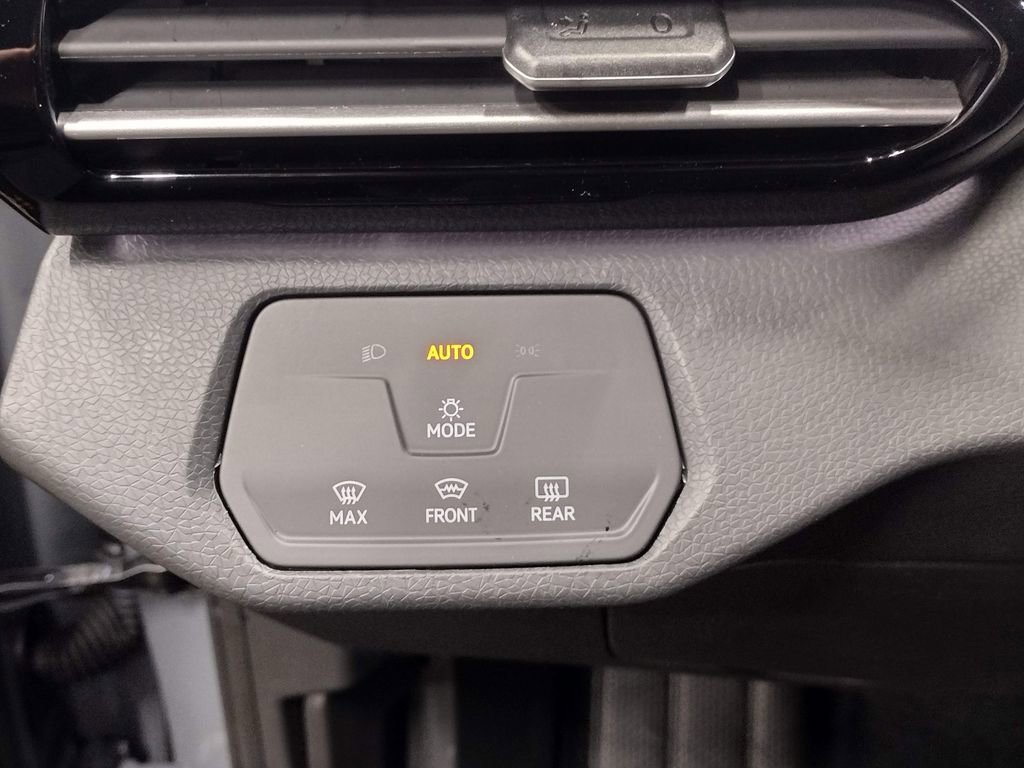 New 2026 Volkswagen ID.4 Pro image 22