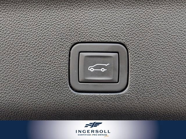 Used 2025 GMC Yukon AT4 w/ LPO, Floor Liner Package image 22