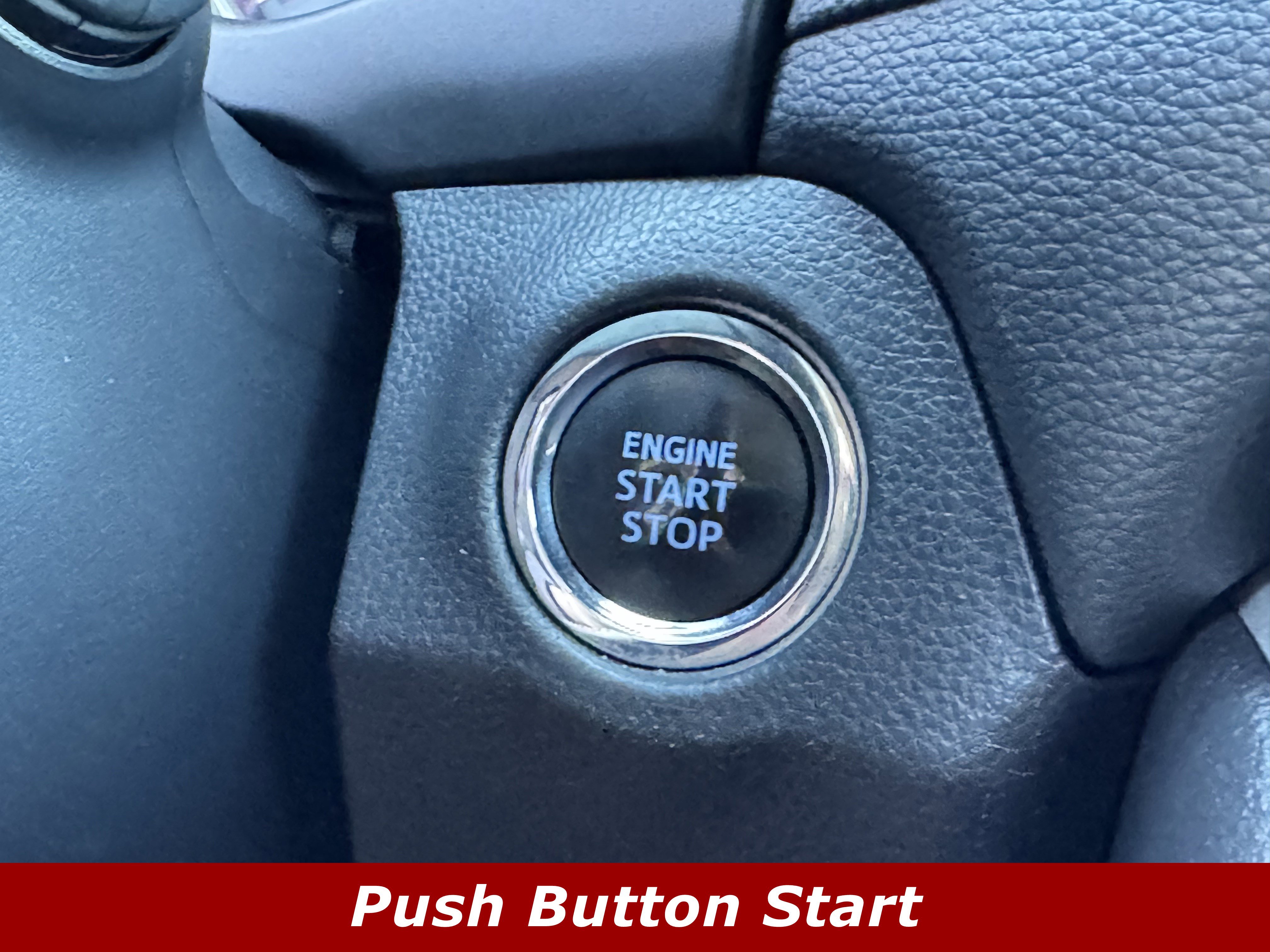 Used 2020 Toyota RAV4 XLE Premium image 10