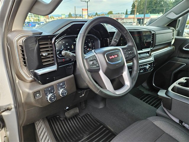 Used 2024 GMC Sierra 2500 SLE w/ SLE Convenience Package image 16