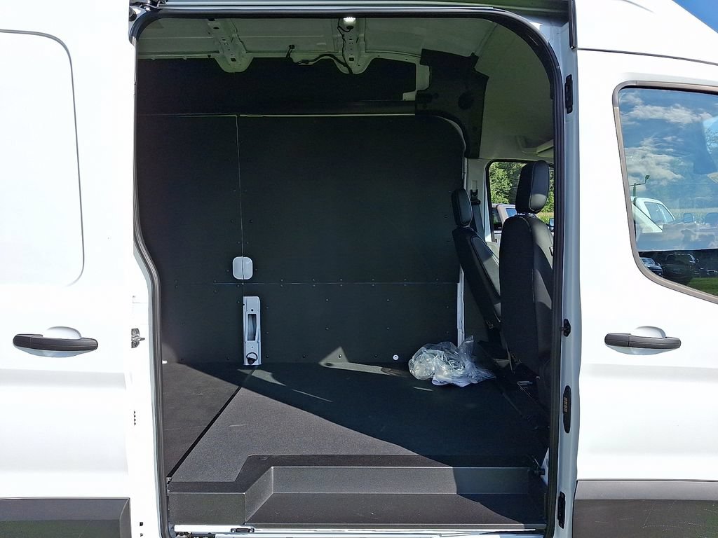 New 2026 Ford Transit 350 148 High Roof RWD image 6