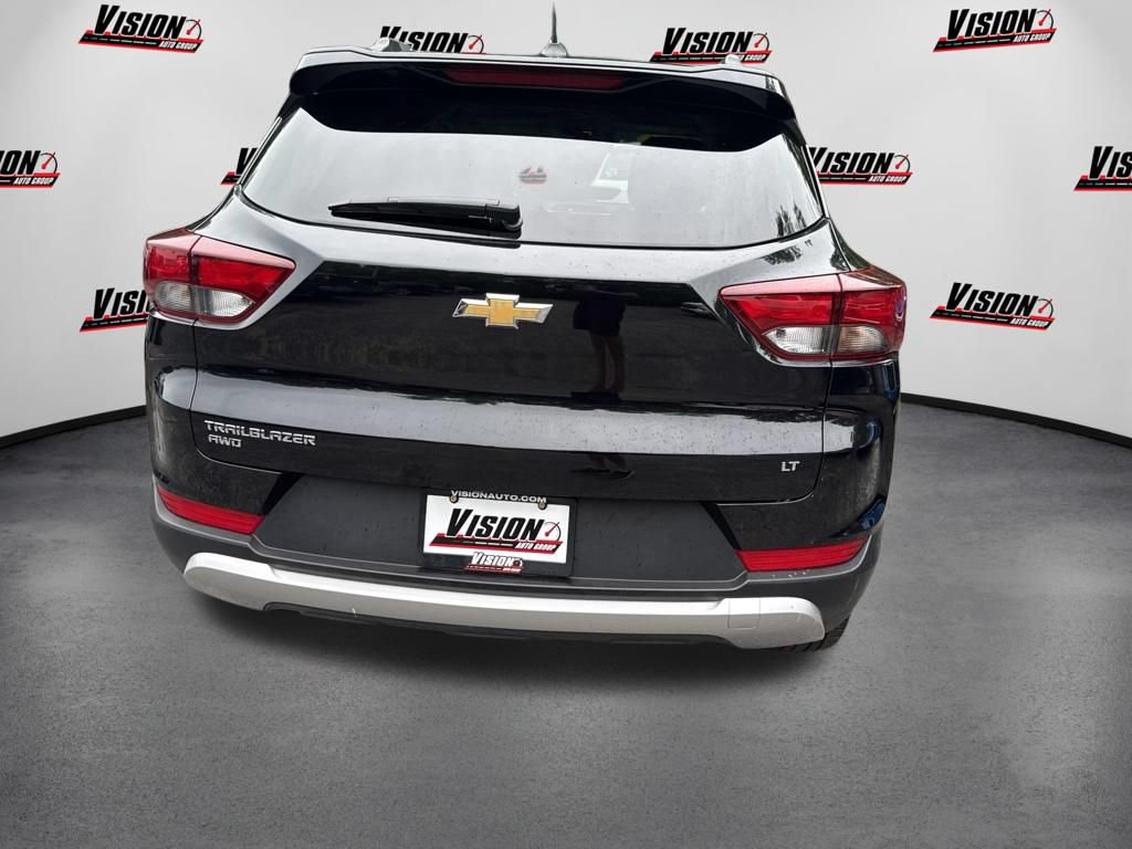 Used 2023 Chevrolet TrailBlazer LT w/ Convenience Package AWD/4WD image 6